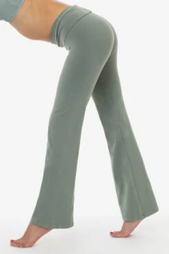 8300GD - Garment Dye Yoga Legging 24 8300GD - Garment Dye Yoga Legging -Builtd Store 8300GD EUCALYPTUSS