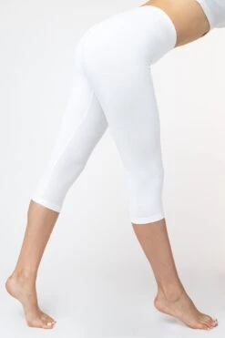 83216GD - Garment Dye Cropped Legging -Builtd Store 83216white