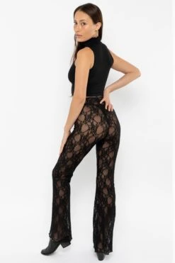 FNS300 - Floral Lace Flare Leggings 18 FNS300 - Floral Lace Flare Leggings -Builtd Store FNS302 Black3