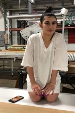 24056 Mix - Fine Jersey V-Neck T-Shirt -Builtd Store IMG 2994darker 1