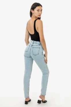 RDNW701 - High Waisted Tapered Jean -Builtd Store RDNW701 6S