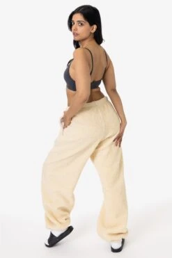 SHR04 Unisex - Sherpa Sweatpant -Builtd Store SHR04 CREME1 b8359584 b750 4bc3 a9ce d136157c4170