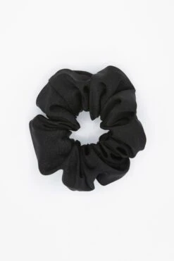 RNTSCRUNCH - Nylon Tricot Scrunchie -Builtd Store blackeven