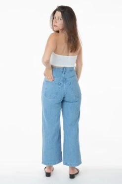 RDNW09 - High Waisted Wide Leg Denim Jean -Builtd Store mediumwash ariel3